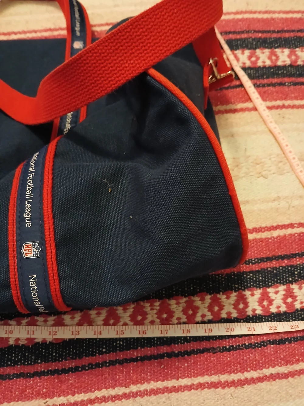 Vintage‎ NFL Round Canvas Zip-Up Duffle Weekender Bag With Strap